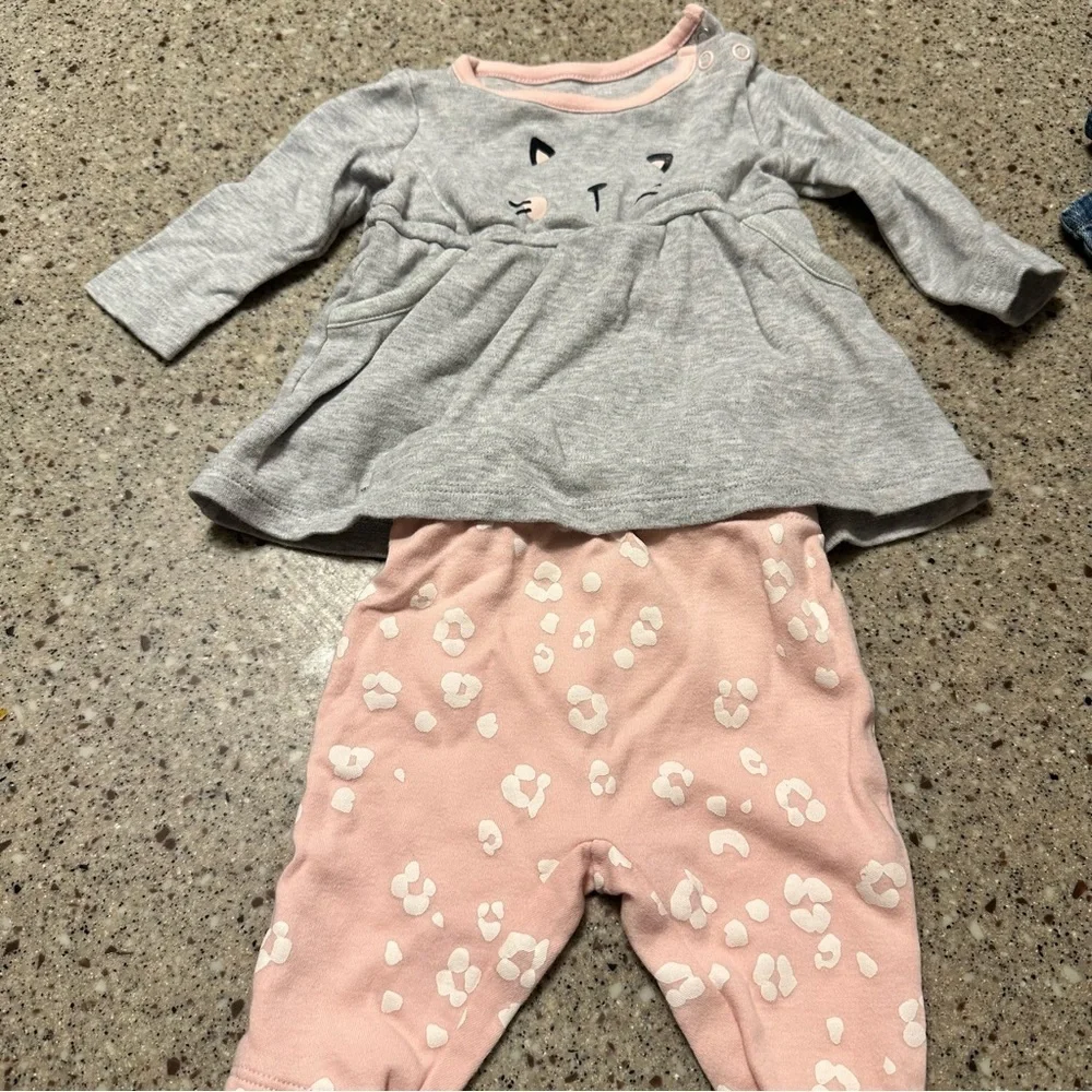 5/$20 Mac & Moon 3 Month Matching shirt and leopard pants
